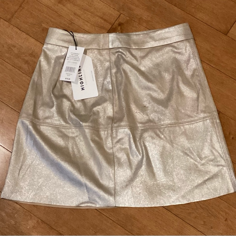 NWT- champagne foil skirt